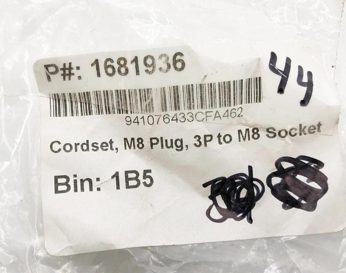 New Phoenix Contact 1681936 Cordset 3P to M8