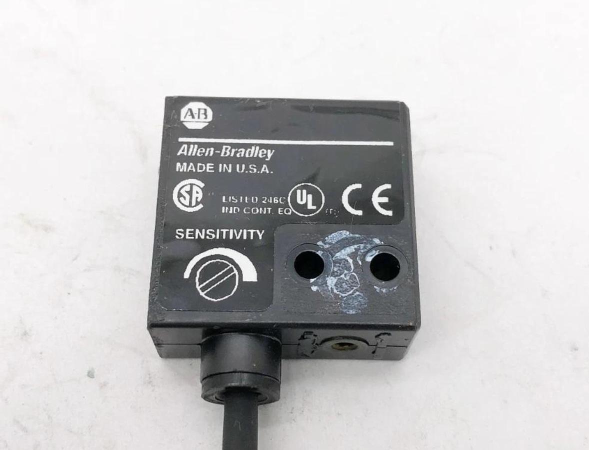 New Allen Bradley 42SMP-7021 Ser. B Photoswitch Fixed Focus 11-28VDC