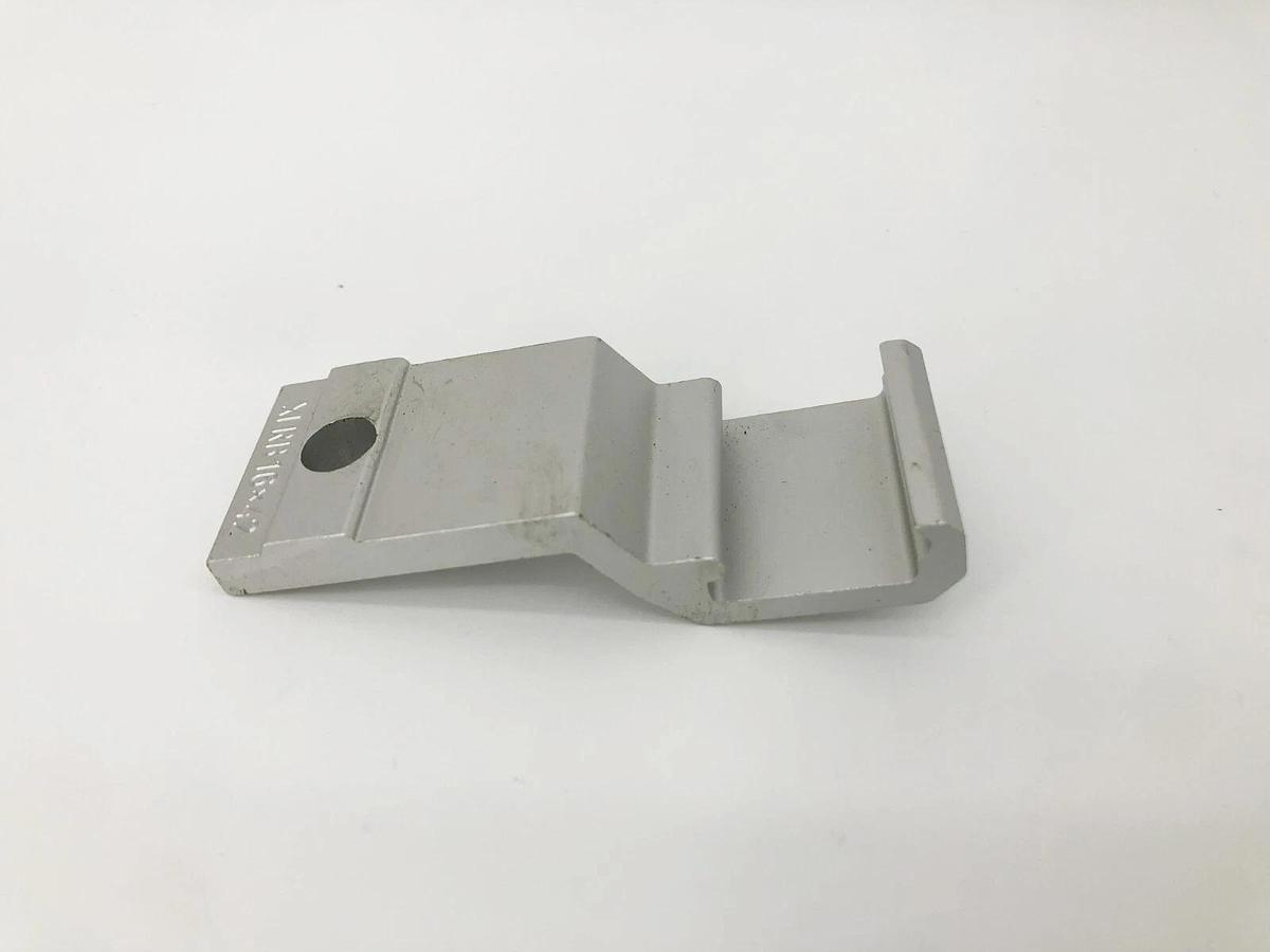Lot of 2 New Flexlink XLRB16X42 Guide Rail Brackets