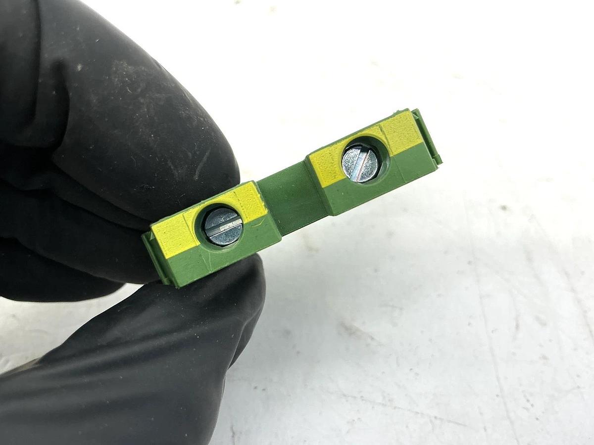 Lot of 12 New ABB Entrelec 1SNA165830R2100 Terminal Block Green & Yellow D6/8.P