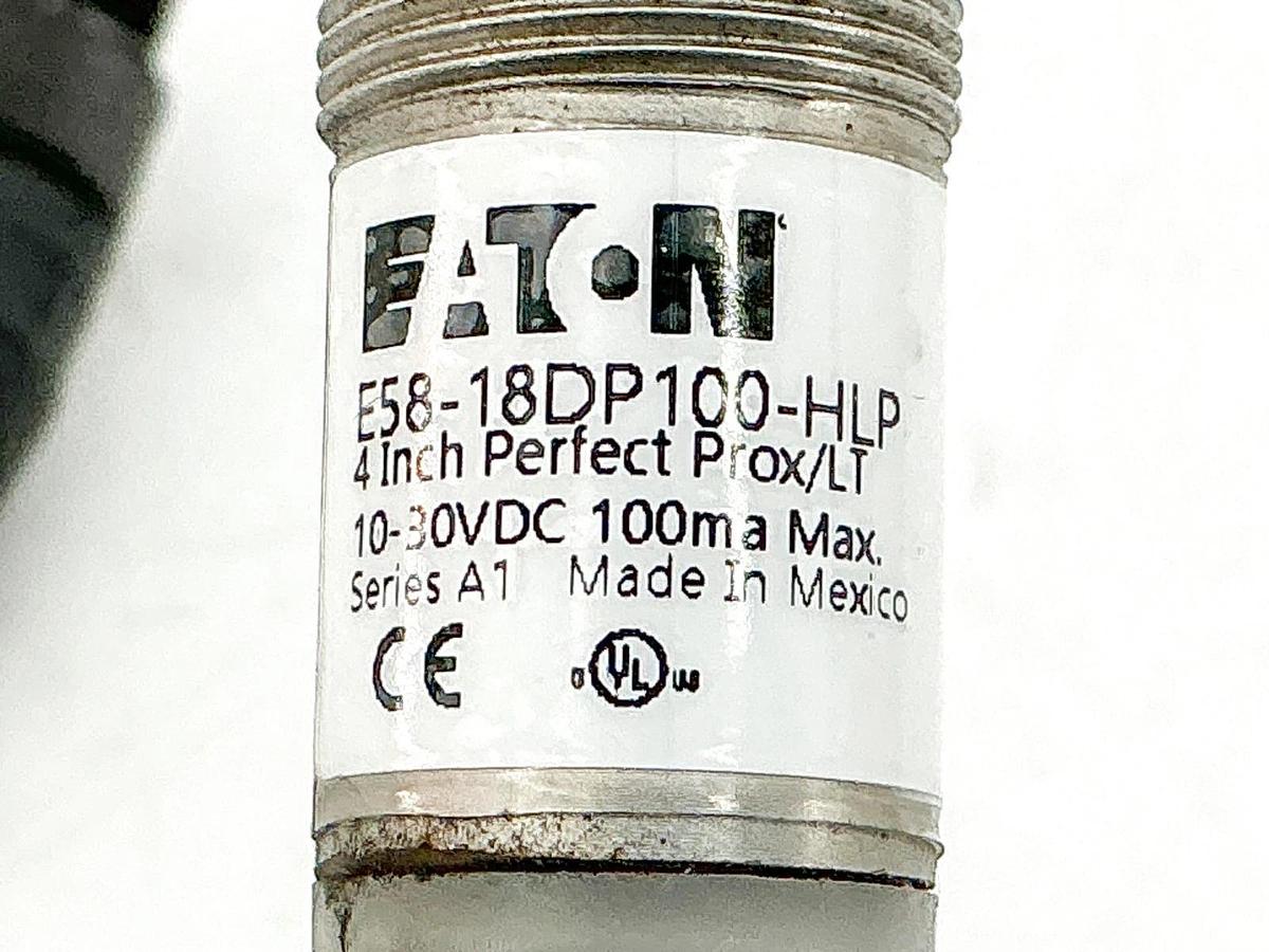 New Eaton E58-18DP100-HLP Photoelectric Sensor Tubular 10-30VDC 100mA - No Box