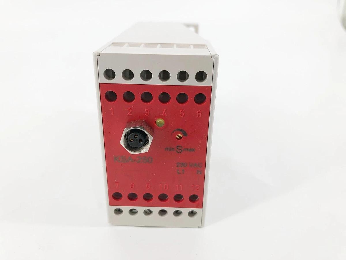 New Rechner KSA-250 Capacitive Sensor Relay 200-250VAC 560100