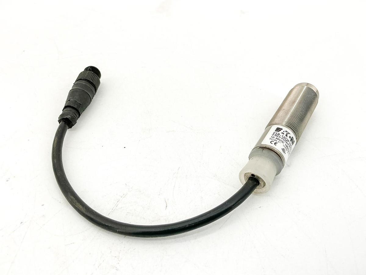 New Eaton E58-18DP100-HLP Photoelectric Sensor Tubular 10-30VDC 100mA - No Box