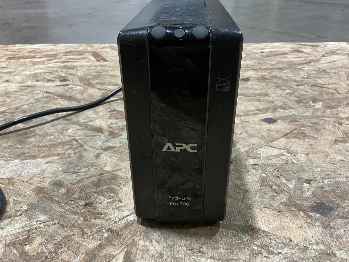 Used APC BR700G Uninterruptible Power Supply 12A 120V 50/60HZ MISSING BATTERY