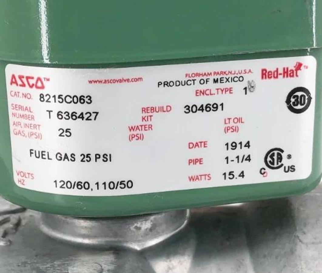 New Asco 8215C063 Solenoid Valve 110/120V 15.4W 25psi - No Box