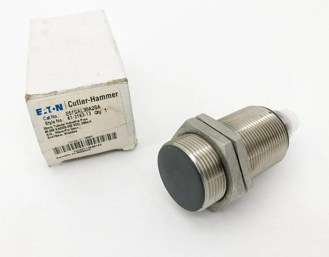 New Eaton E57SAL30A2SA Proximity Switch 10mm Range 40-250VAC 20-250VDC