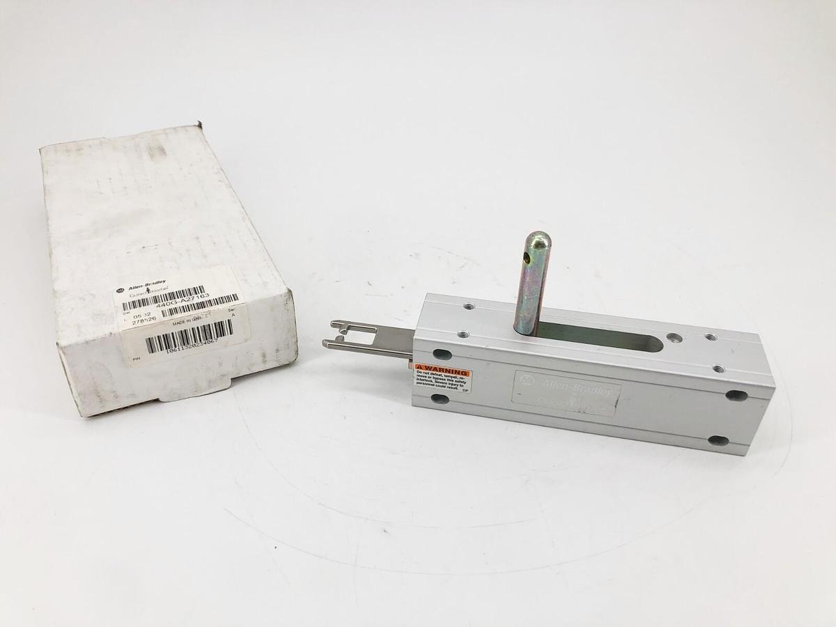 New Allen-Bradley 440G-A27163 Ser. A Sliding Bolt Actuator