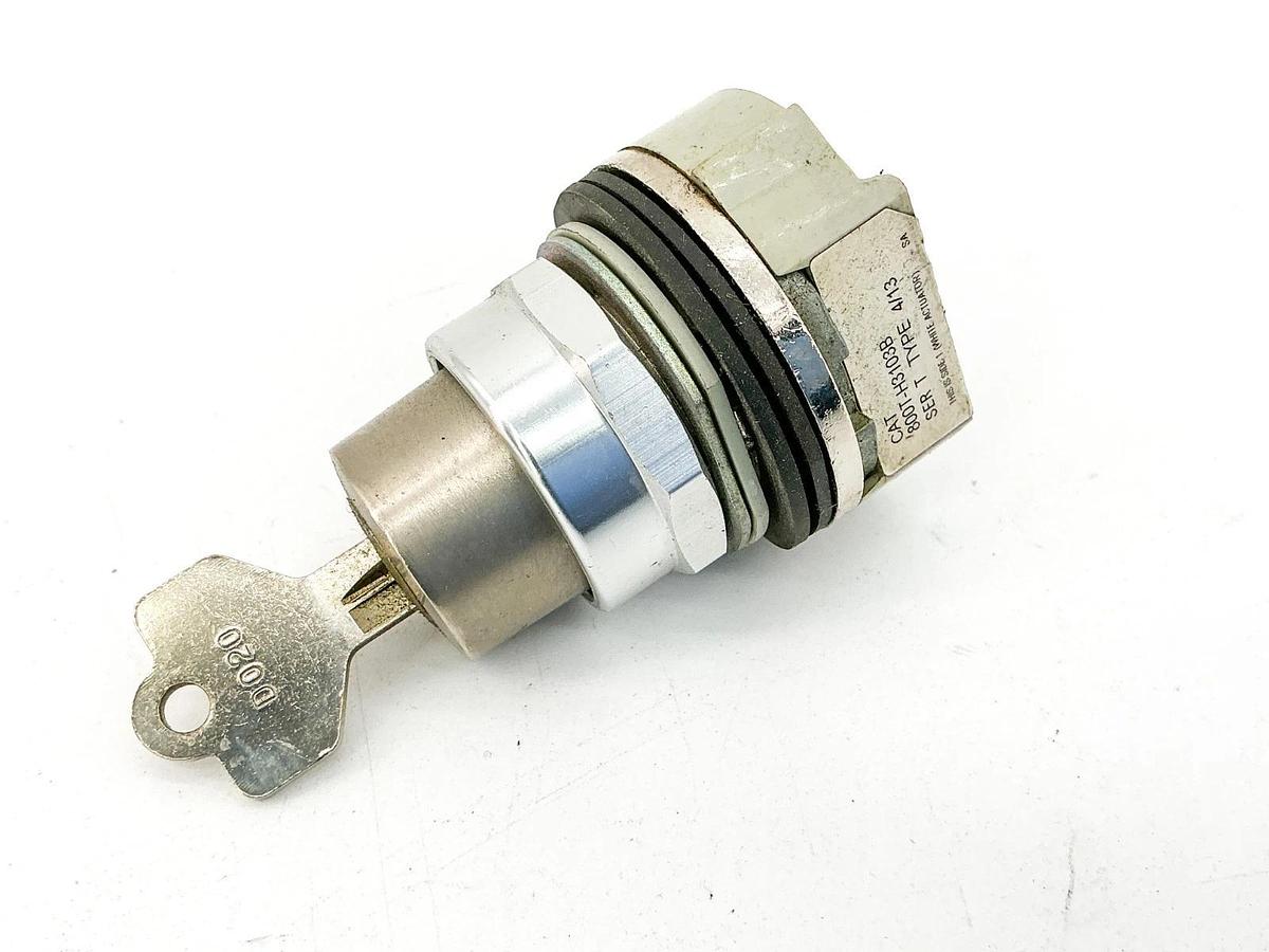 Used Allen Bradley 800T-H3103B Lock Cylinder Switch Type 4/13 Ser.T