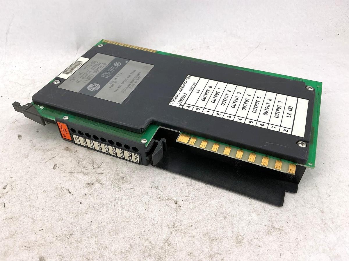 Used Allen Bradley 1771-OA Ser B AC Output Module PLC Rack 8-Point 1.5A 120V