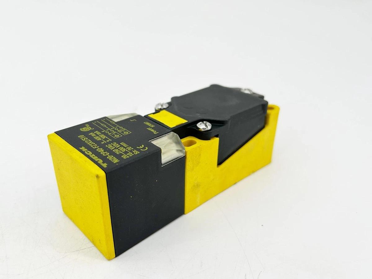 New Turck NI20-CP40-FZ3X2/S10 Sensor 20MM Range 40MM 300VDC - No Box