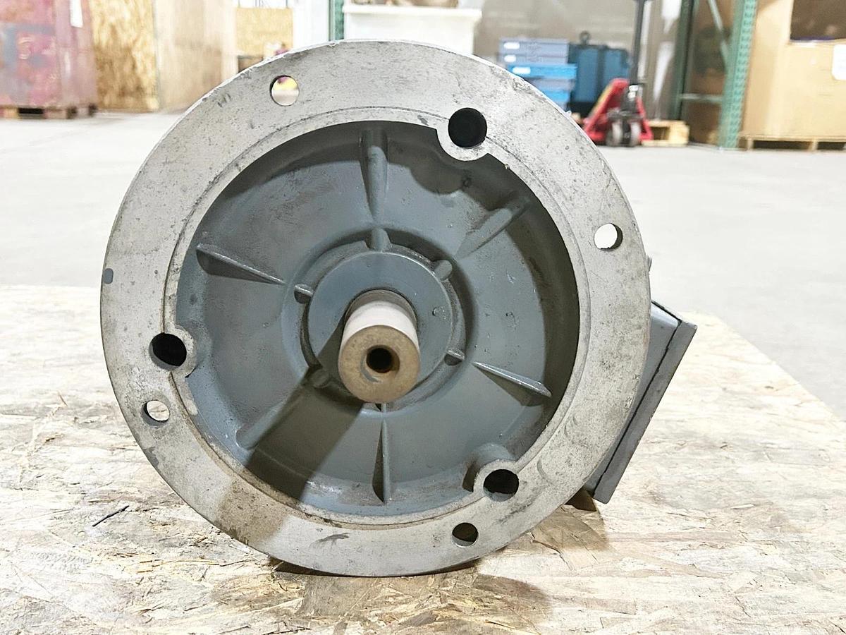 Used Halter DE132SB2 Electric Pump Motor 3PH 60Hz 575V 96016793