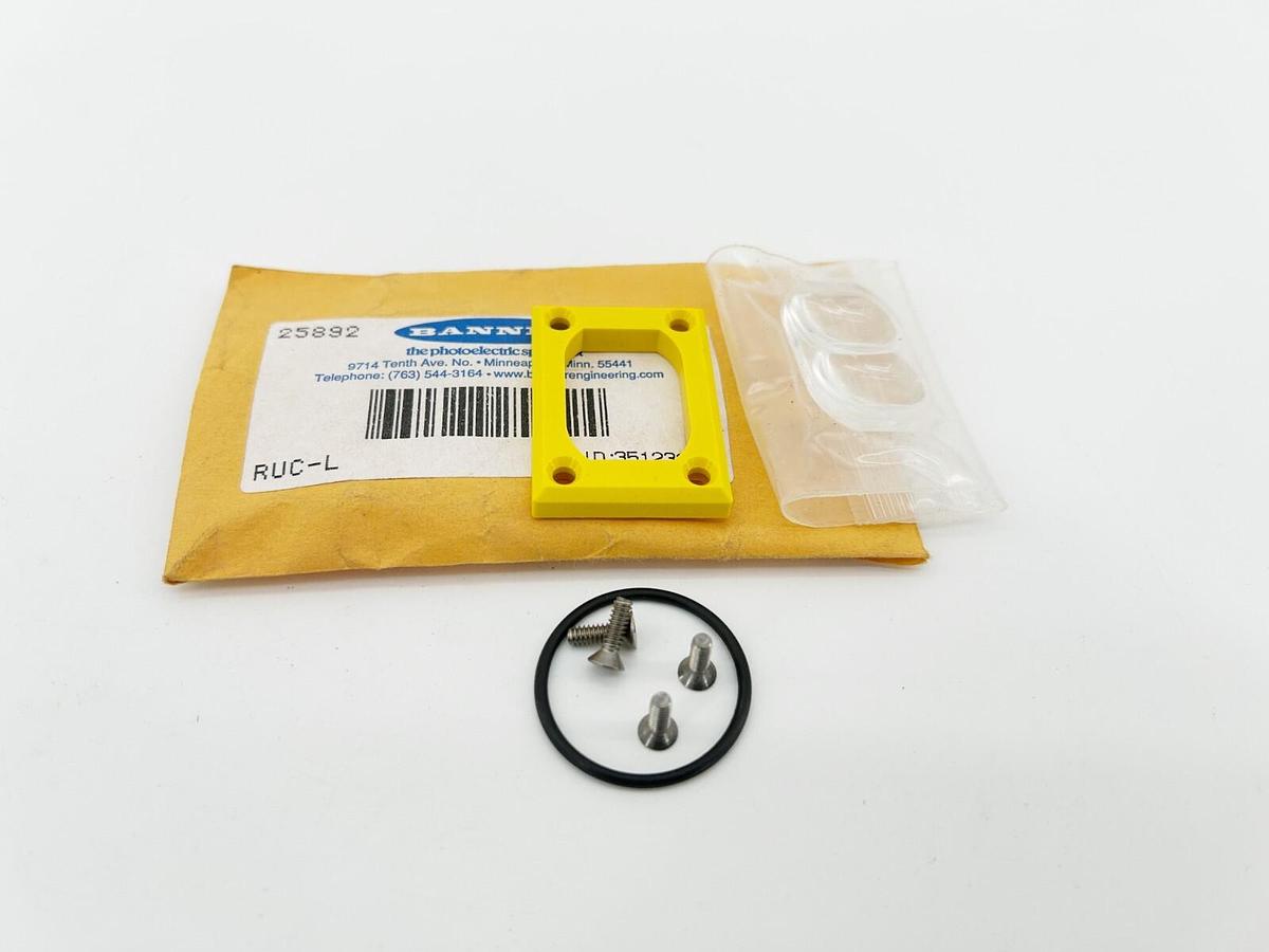New Banner Engineering 25892 Maxi Beam Replacement Lens RUC-L