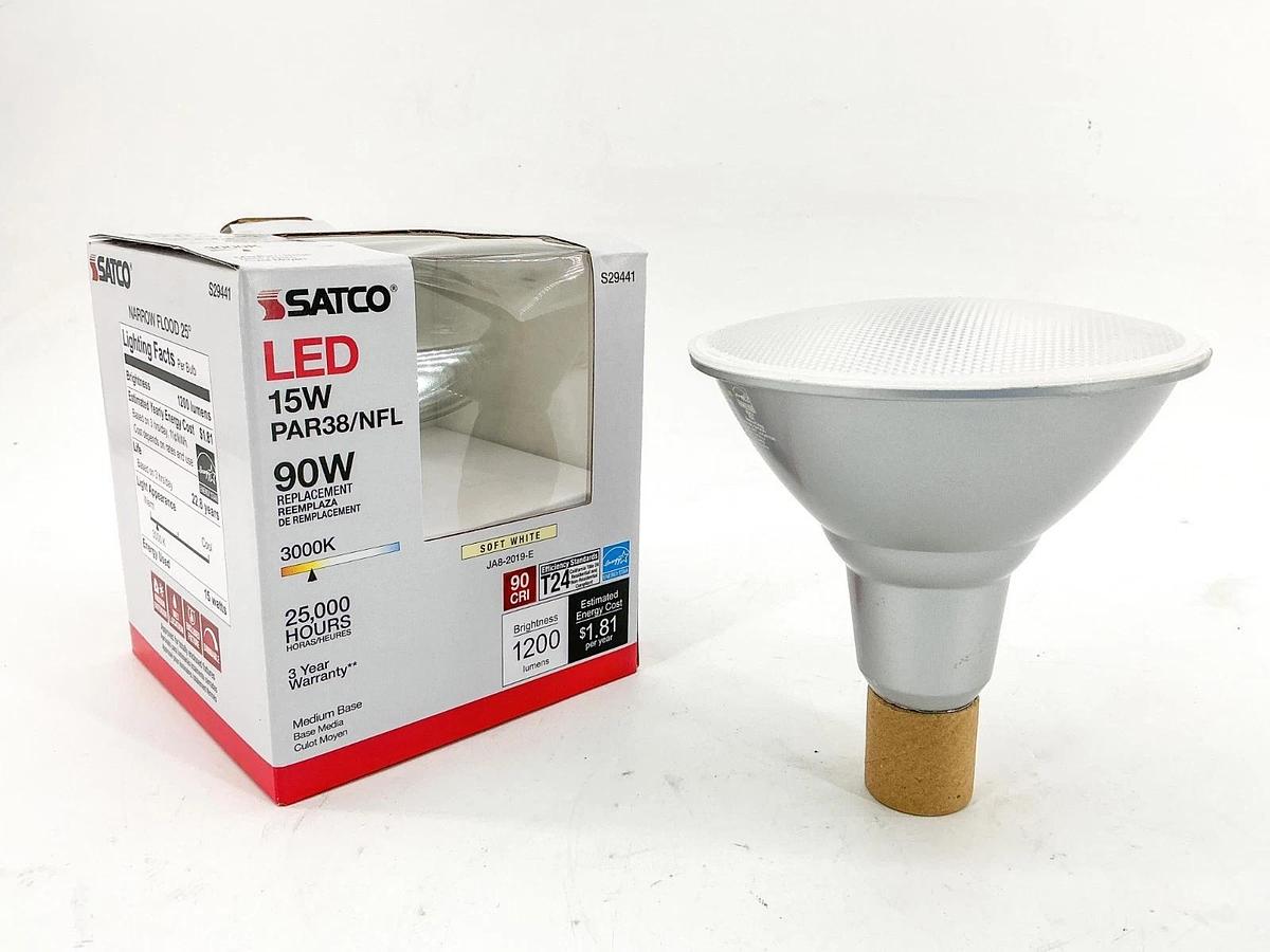 Lot of 2 New Satco S29441 LED Bulb Soft White 15W 120V 1200 Lumens 3000K
