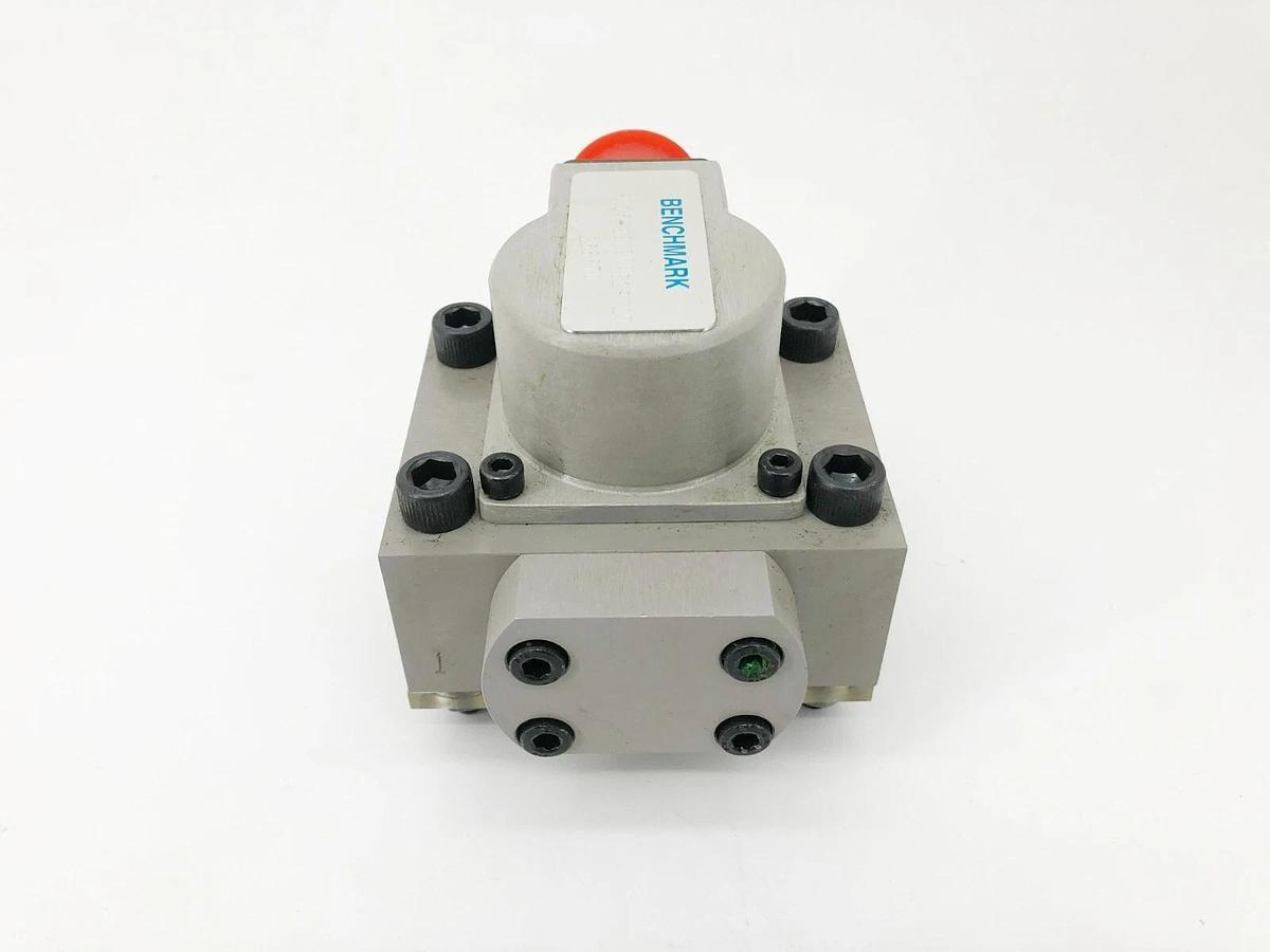 New Benchmark BM15-22/200C1PG-10 Servo Valve