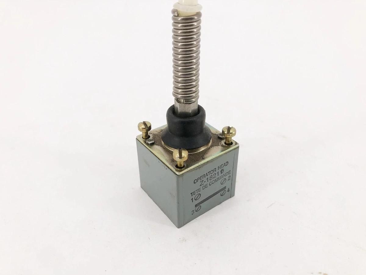Used Allen Bradley Z-18211 Operating Head