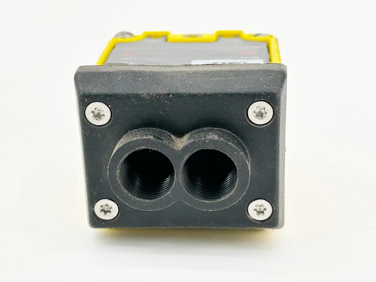 Used Banner Engineering OSEFX Photoelectric OMNI-Beam Scanning Head 120V 27306