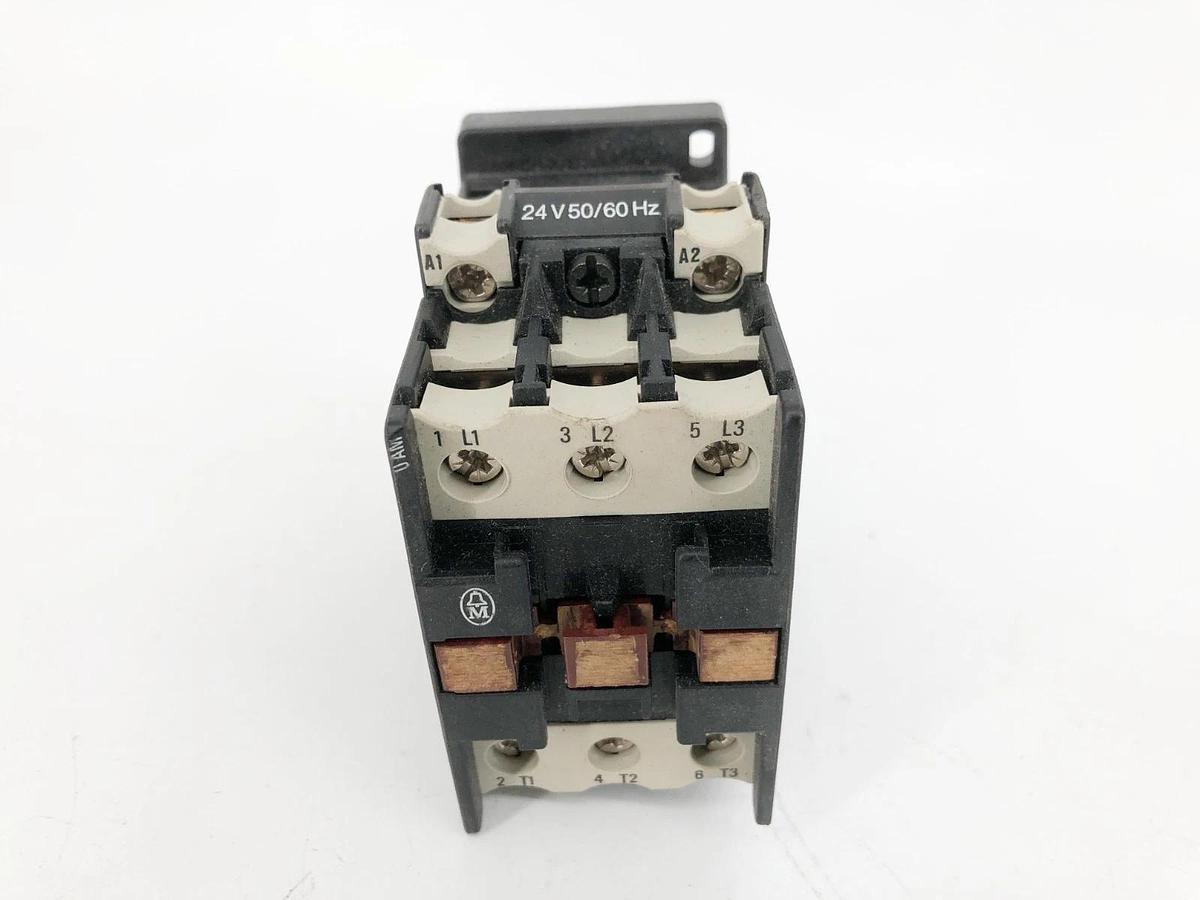 New Klockner-Moeller DIL 0 A M Contactor 24VDC 50/60Hz 35A