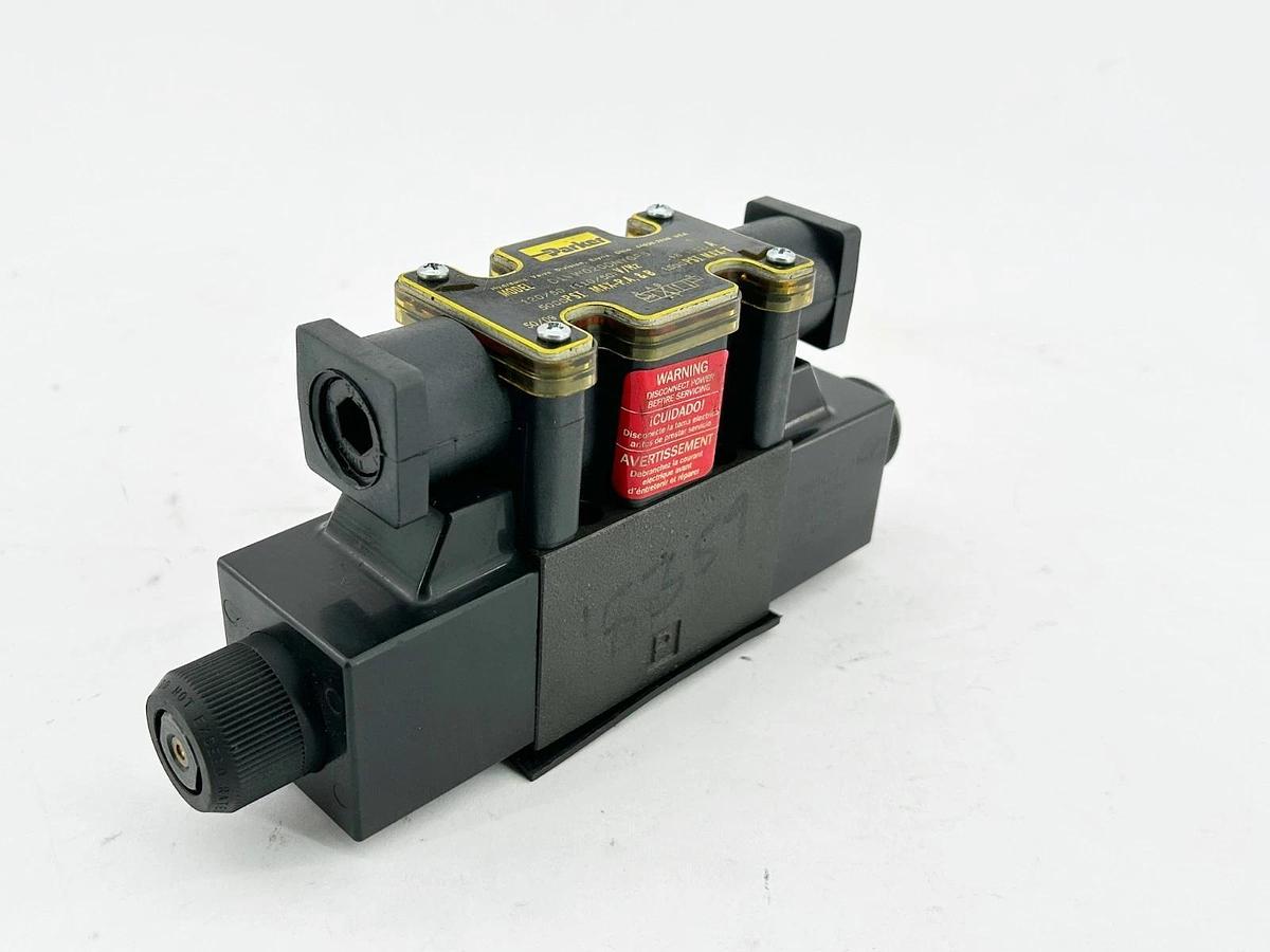 New Parker D1VW020DNYGF5-91 Hydraulic Solenoid Valve 120V .52A 5000PSI - No Box