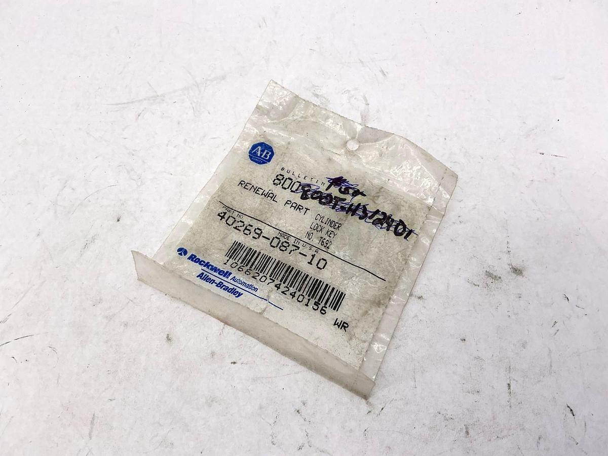 New Allen Bradley 40269-087-10 Renewal Part Cylinder Lock Key No. T692