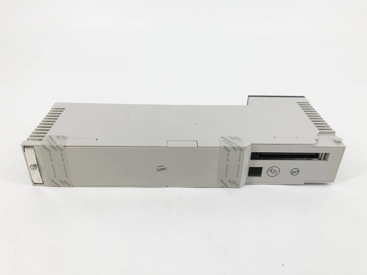 New Schneider Electric 140 DDI 353 10 TSX Quantum Input Module 113568
