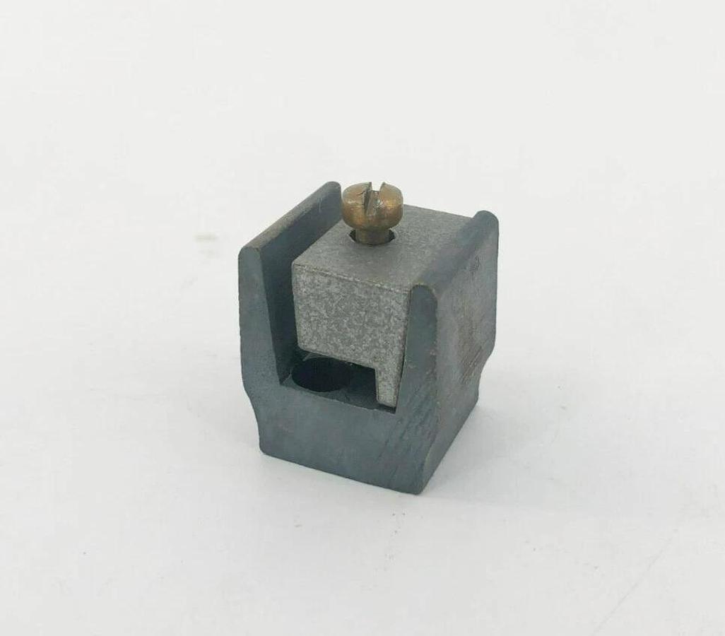 New Allen Bradley X-341851 Connector Lug