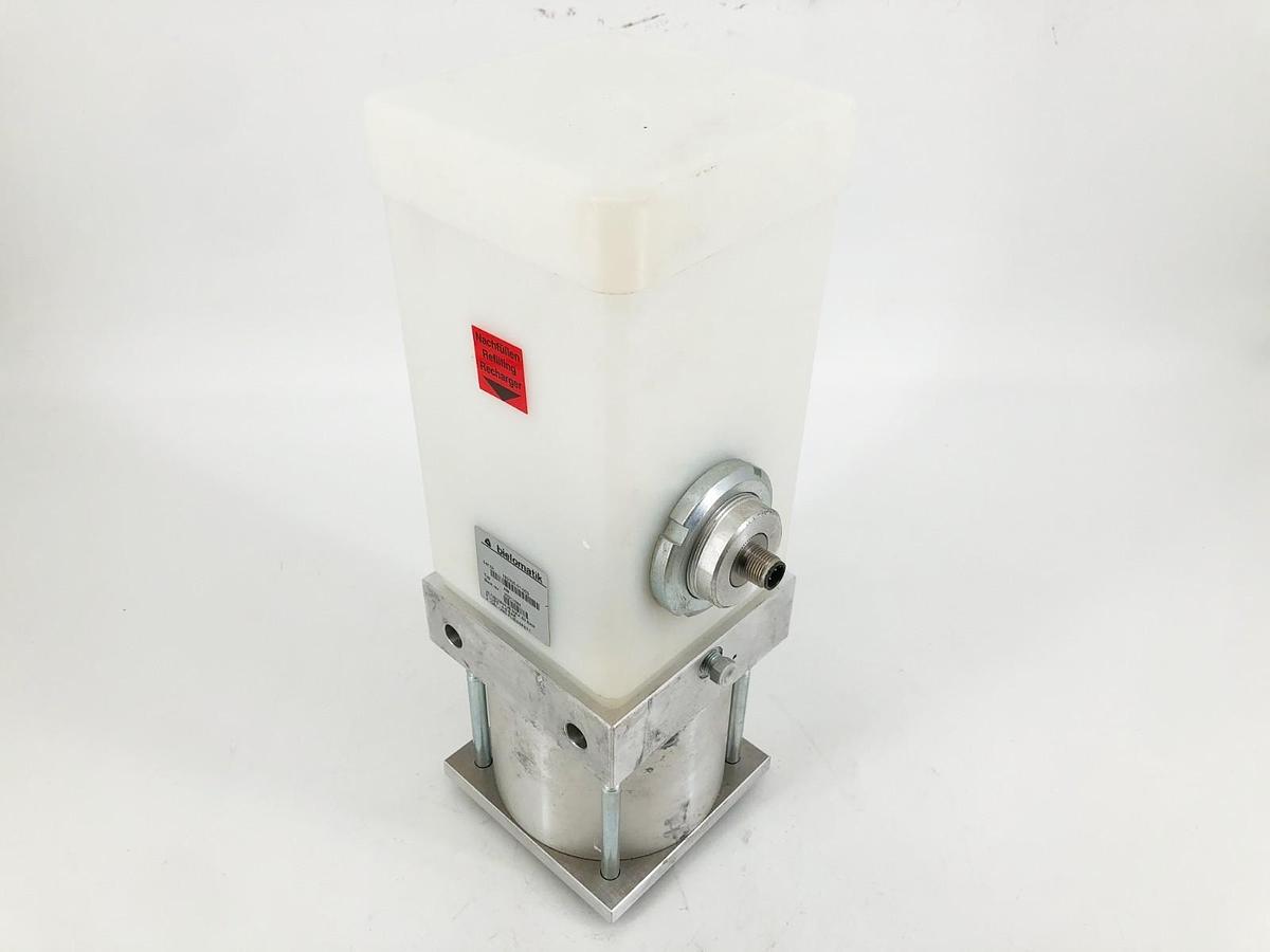 Used Bielomatik 30011586 AM Single Piston Pump 25CBCM/HUB 60 bar