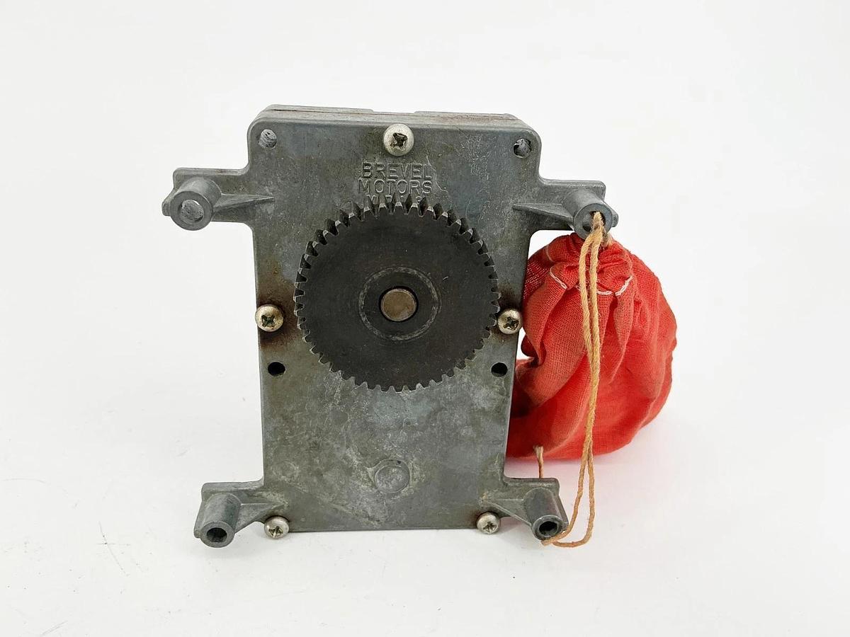 New Brevel Motors 11T-200-7AM209 Gear Motor 120V 50/60Hz - No Box