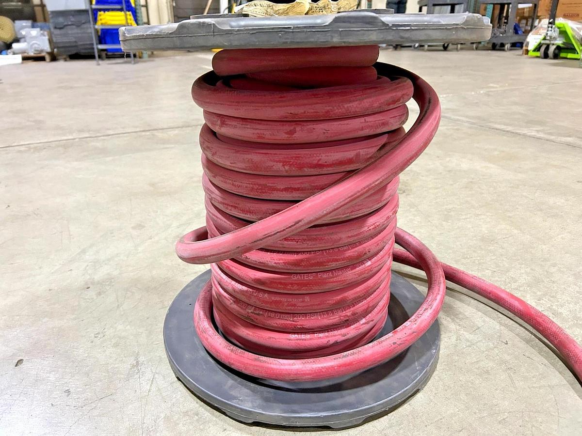 New Gates 3204-1381 Hose 3/4" 200psi Plant Master 200 Red 35LB Reel - No Box