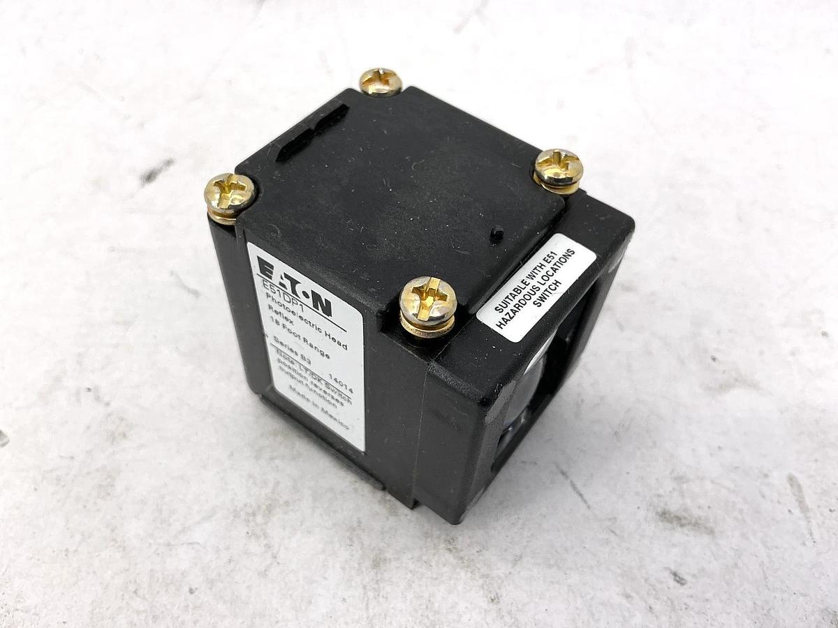 New Eaton E51DP1 Ser B3 Photoelectric Head Reflex 18ft Range