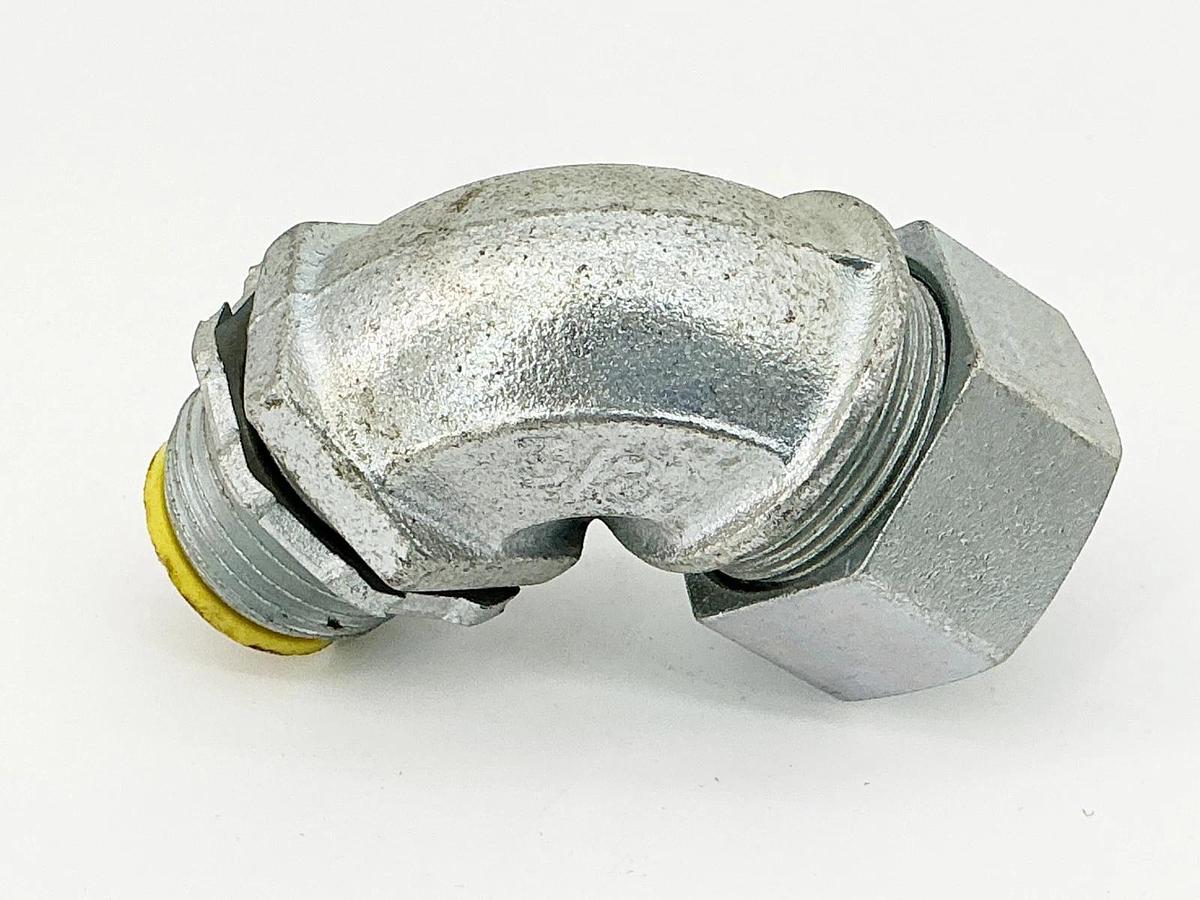 New Lot of 11 Hubbell 3541 Liquid Tight 90 Deg Connector 3/8" - No Box