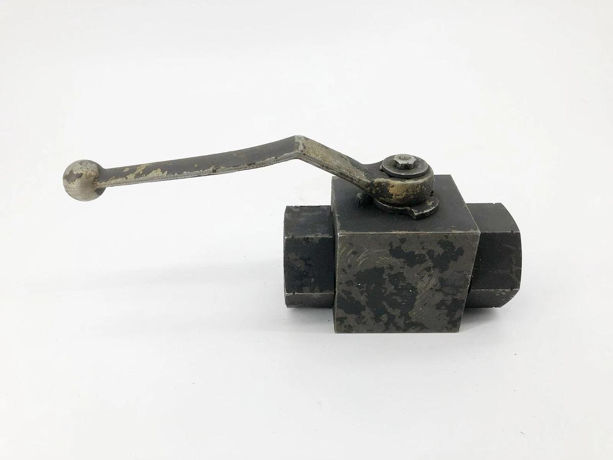 Used Stauff BBV20160001M Ball Valve 5000psi 1" NPT
