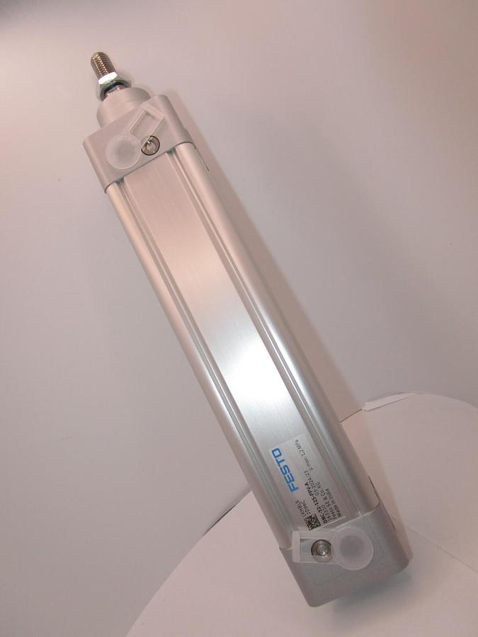 New Festo DNGU-32-200-PPV-A Pneumatic Cylinder, 12mm Bore, 200mm Stroke, 158008