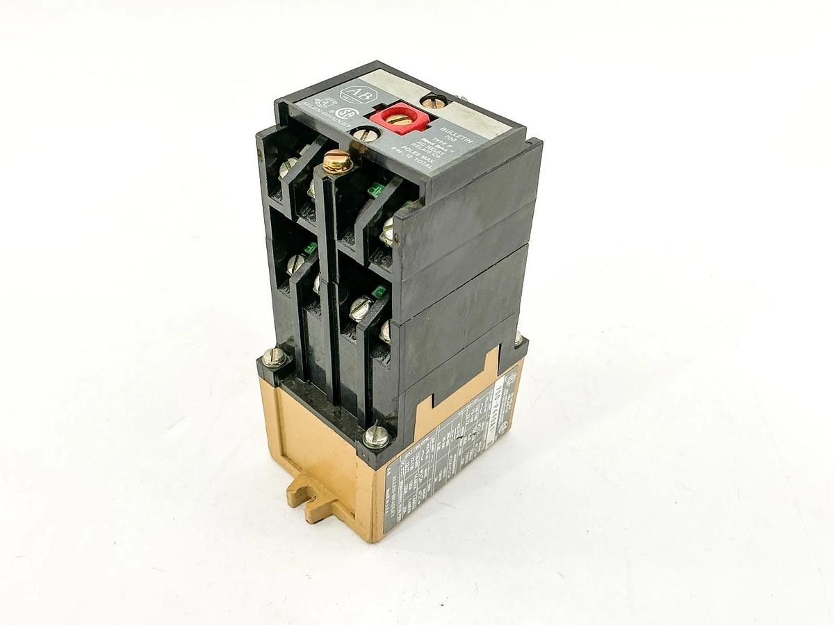 Used Allen Bradley 700-P440A1 AC Relay 600V 10A 720VA Ser.B