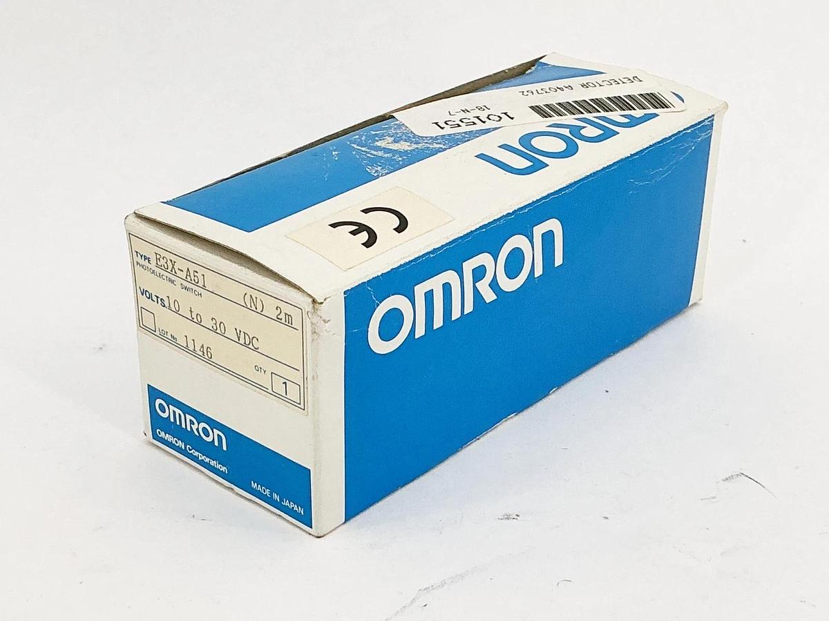 New Omron E3X-A51 Photoelectric Sensor 10-30VDC 2MM 5 Wire