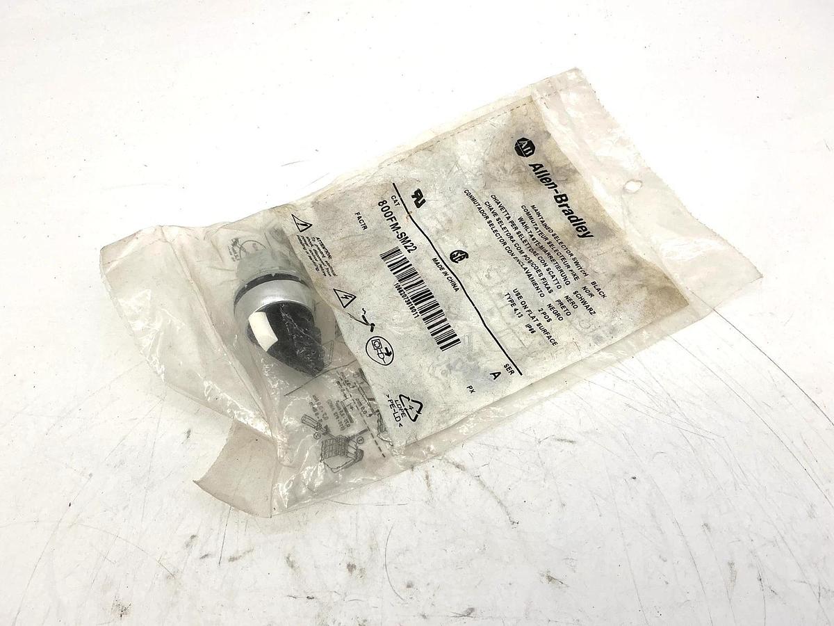 New Allen Bradley 800FM-SM22 Series A Maintained Selector Switch Black 2Pos