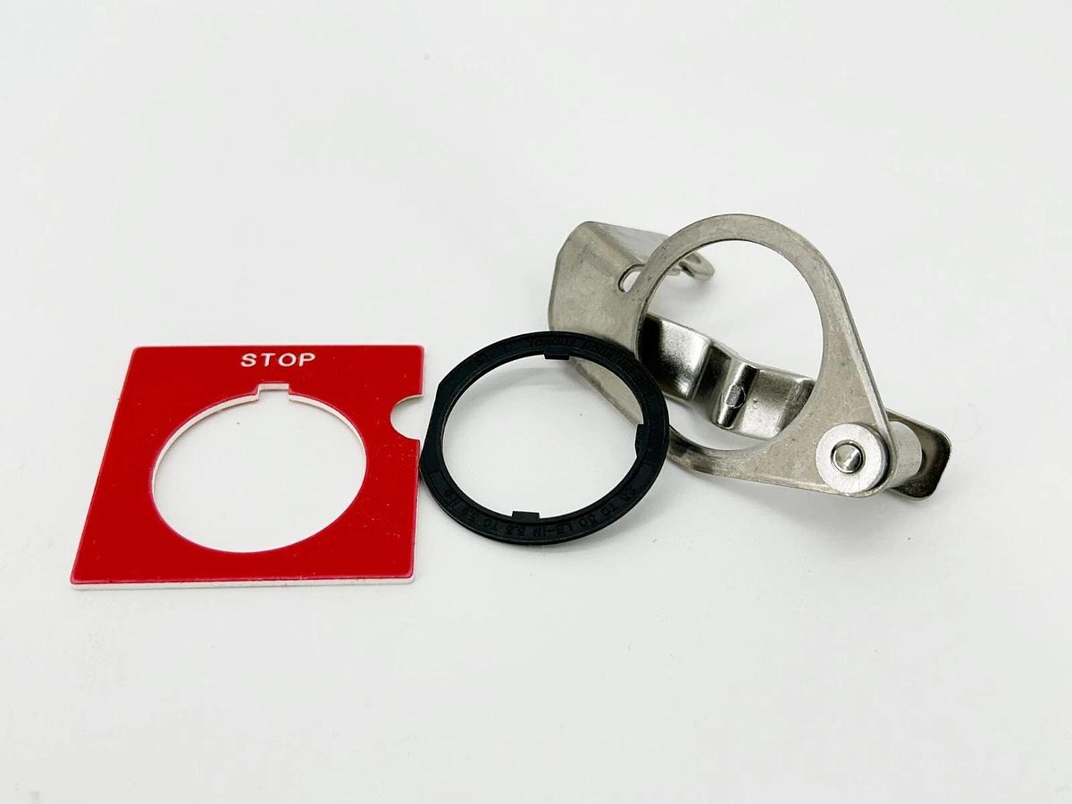 New Lot of 2 Allen Bradley 800H-N6 Padlock Attachment for 30MM Push Button