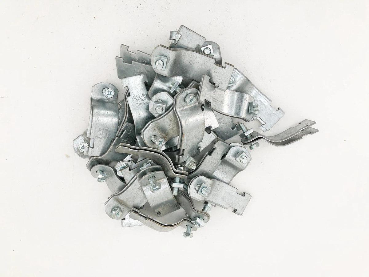 Lot of 28 New Cooper B-Line B2012PAZN 1-1/2" Rigid Conduit Clamps 1-7/8" OD