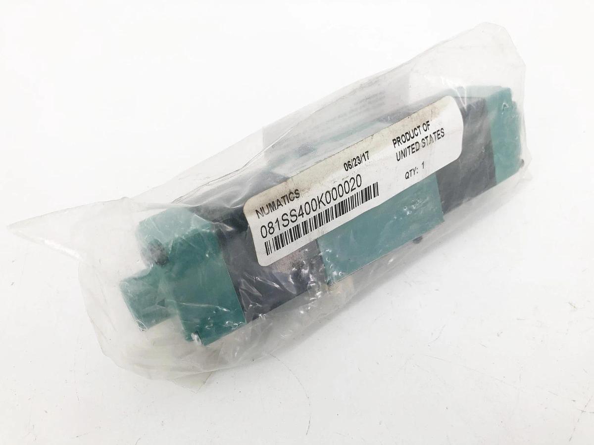 New Numatics 081SS400K000020 Solenoid Valve 1/8" NPTF 24VAC MK8 Series