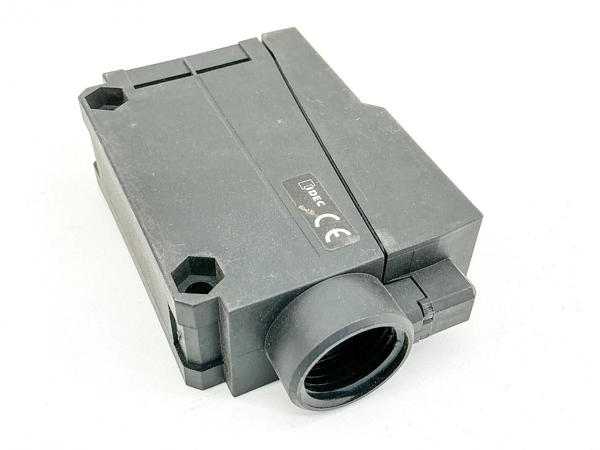 New Idec ISF-R05MTU Photoelectric Sensor 24-240Vac 24-240VDC 2A - No Box