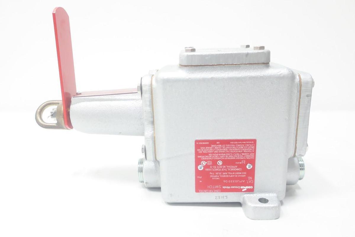 New Crouse-Hinds AFU0333 01 Conveyor Control Safety Switch Single End Right