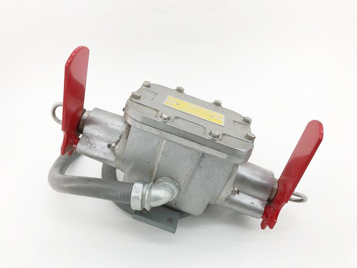 Used Conveyor Components PC-D2SX Pull Cord Control SPDT 20A 125/250/480VAC