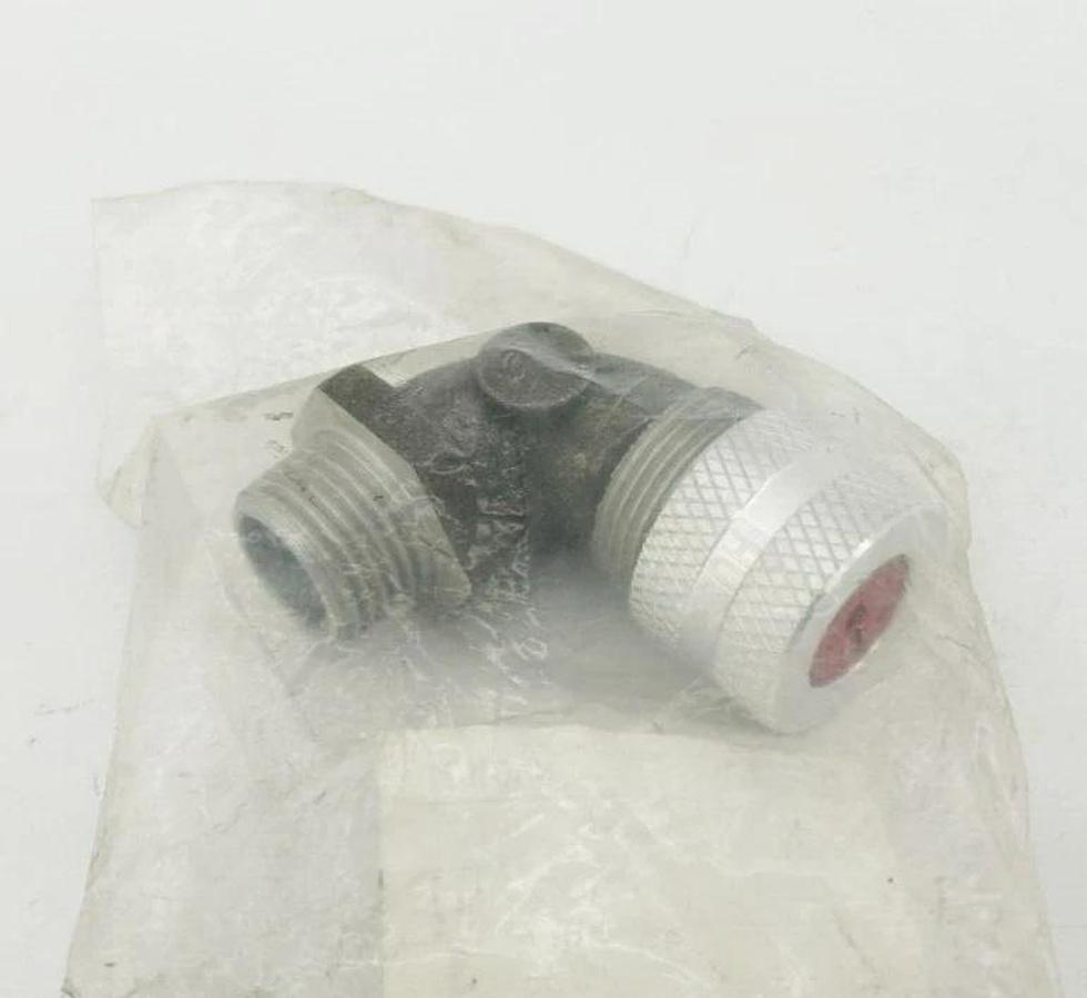 New Hubbell NHC1021 Liquid Tight Connector 1/2" 90 Deg. Aluminum Red