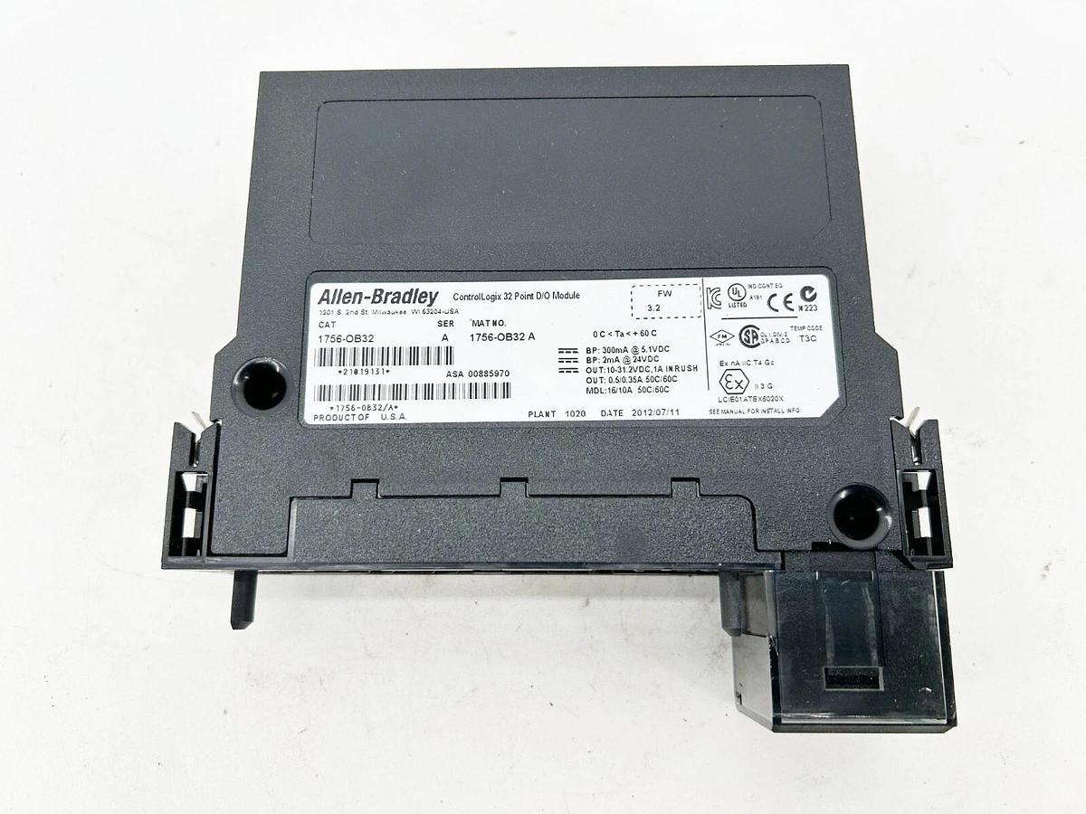 Used Allen Bradley 1756-OB32 Controllogix 32 Point D/O Module 0.5-1A 12-24VDC 32 Outp