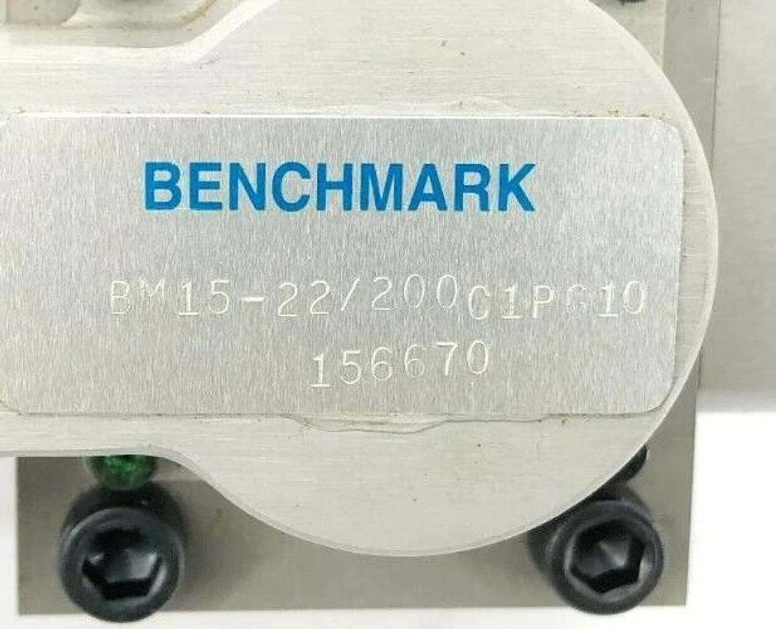 New Benchmark BM15-22/200C1PG-10 Servo Valve