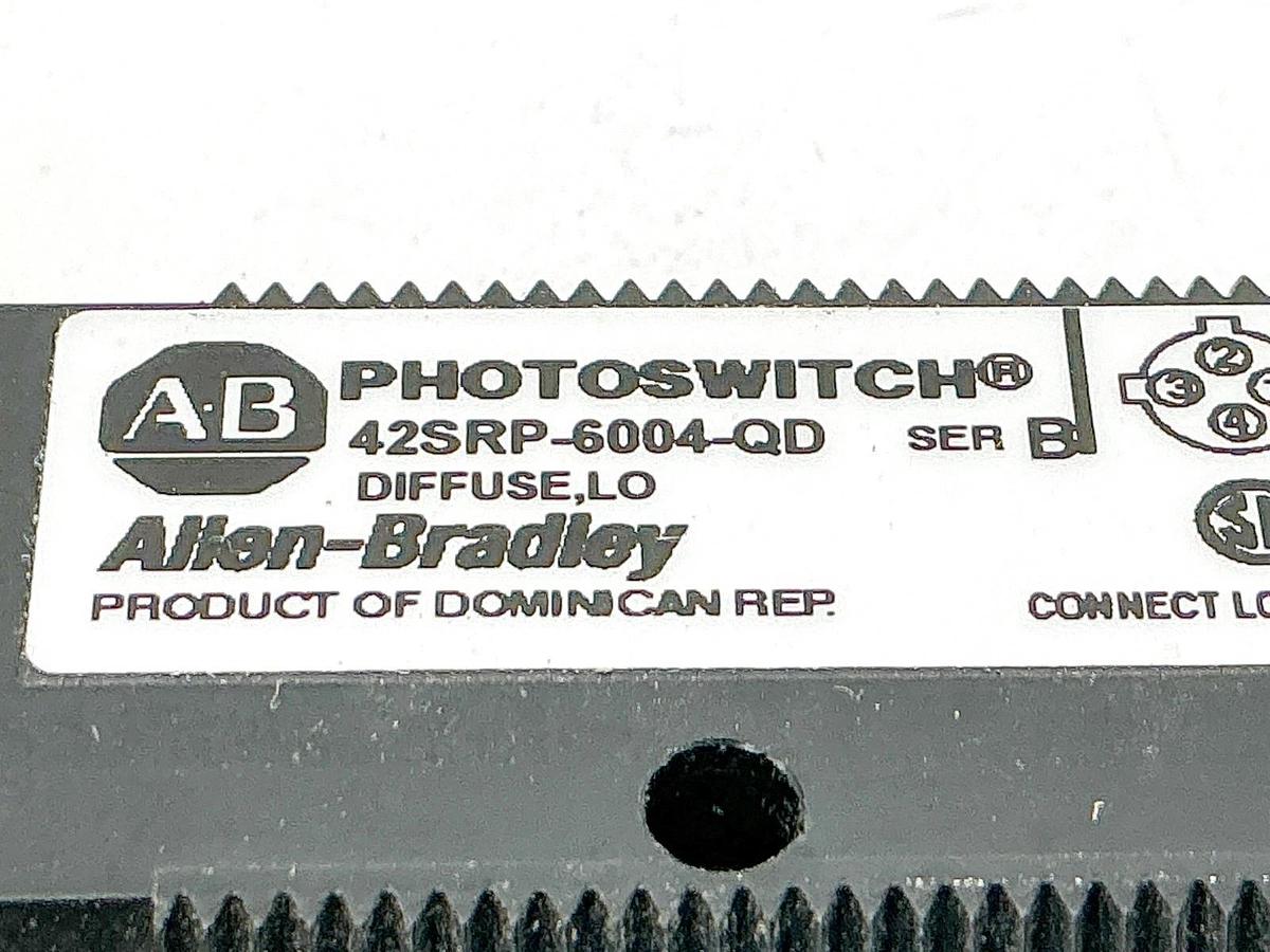 New Allen Bradley 42SRP-6004-QD Photoswitch Sensor 20-132VAC Ser.B - No Box