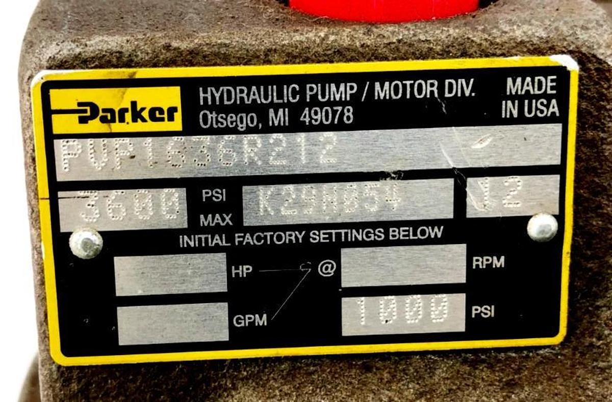 New Parker PVP1636R212 Hydraulic Piston Pump 3600psi - No Box