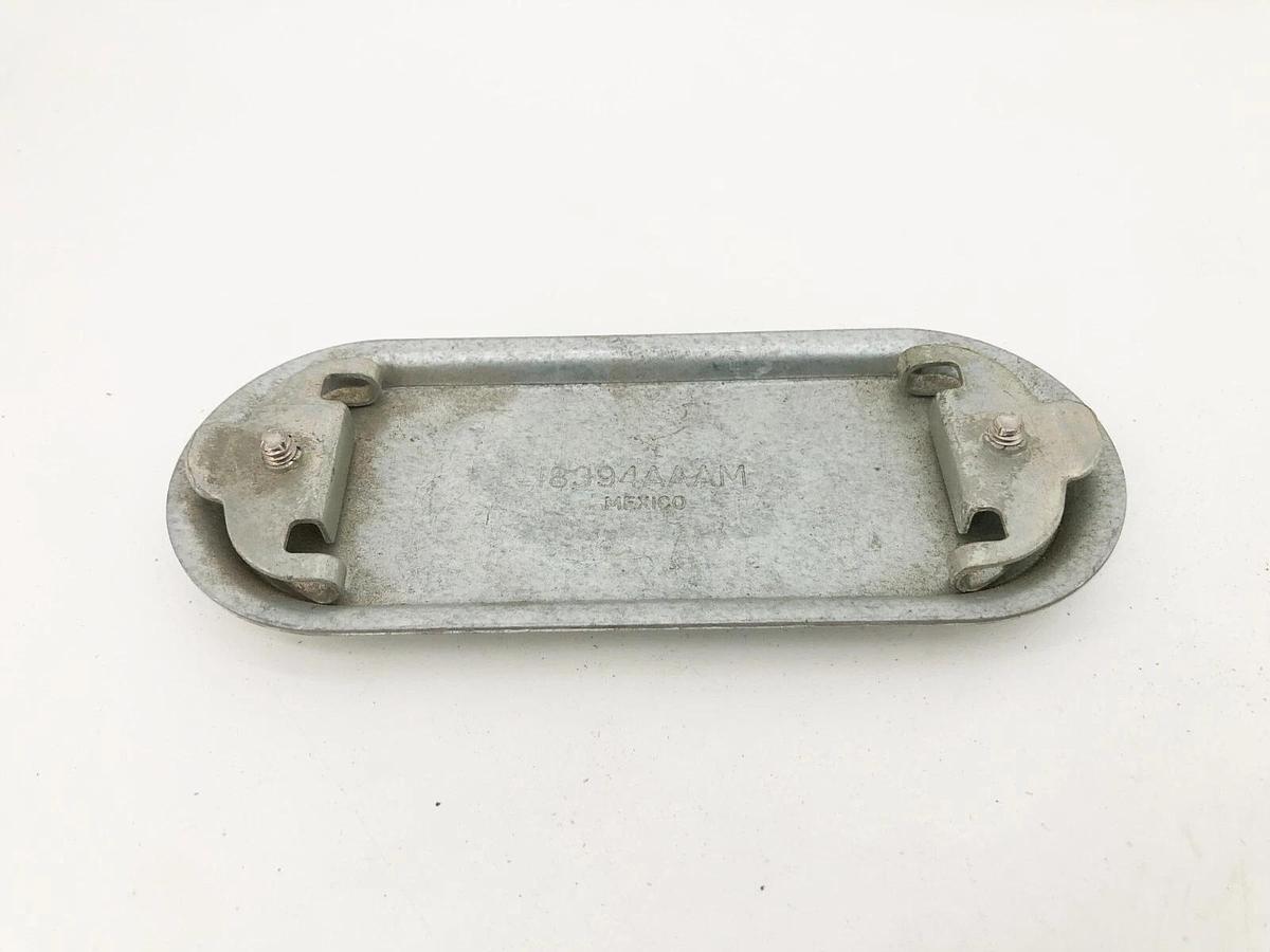 Lot of 4 New Killark 570 Steel Conduit Body Covers 1-1/2" Form 7 - No Gasket