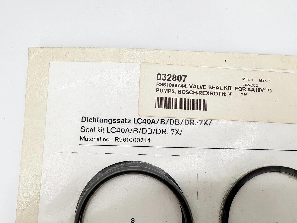 New Bosch Rexroth R961000744 Seal Kit LC40A/B/DB/DR.-7X/