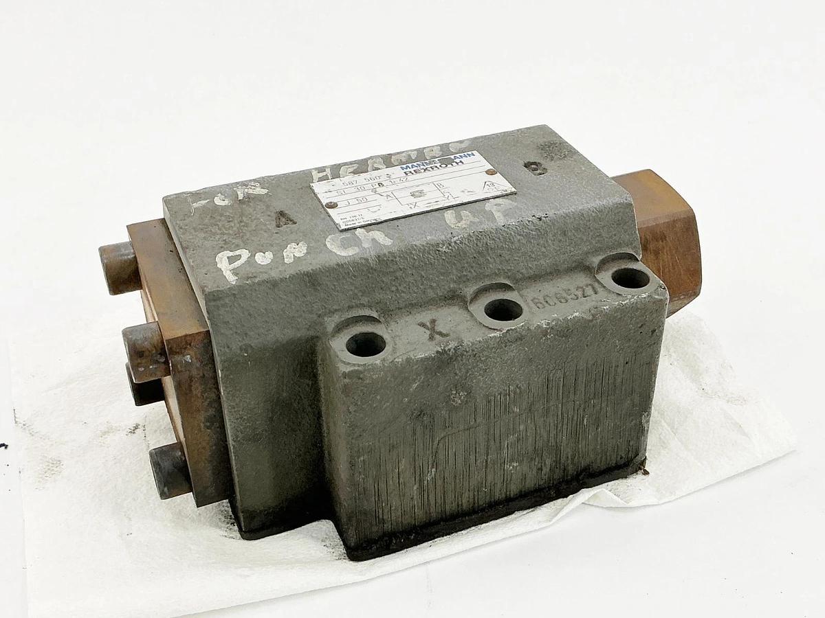New Rexroth SL-30-PB-1-42 Check Valve 587 560 - No Box
