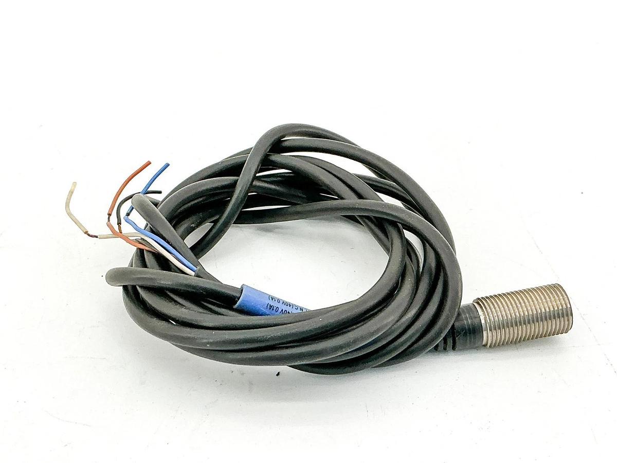 New Keyence EZ-12M Proximity Sensor 12-24V